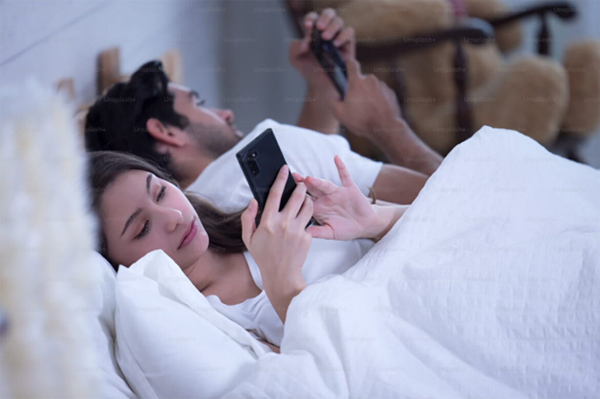 Study: 83% of people globally use devices while in bed 