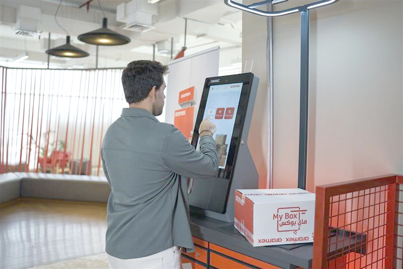 Aramex Enhances Customer Service with Innovative Self-Service Kiosk in Dubai