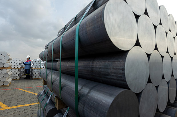 EGA and ADNOC Distribution sign agreement on lubricants supply, enhancing UAE industrial resilience